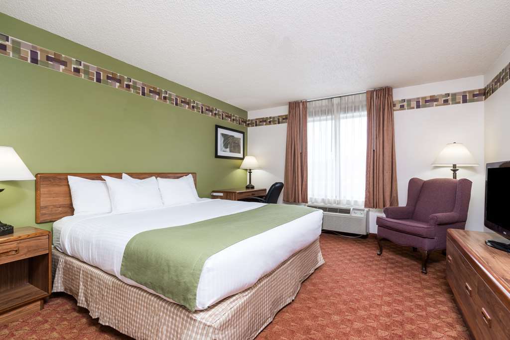 Days Inn & Suites By Wyndham Восау Номер фото